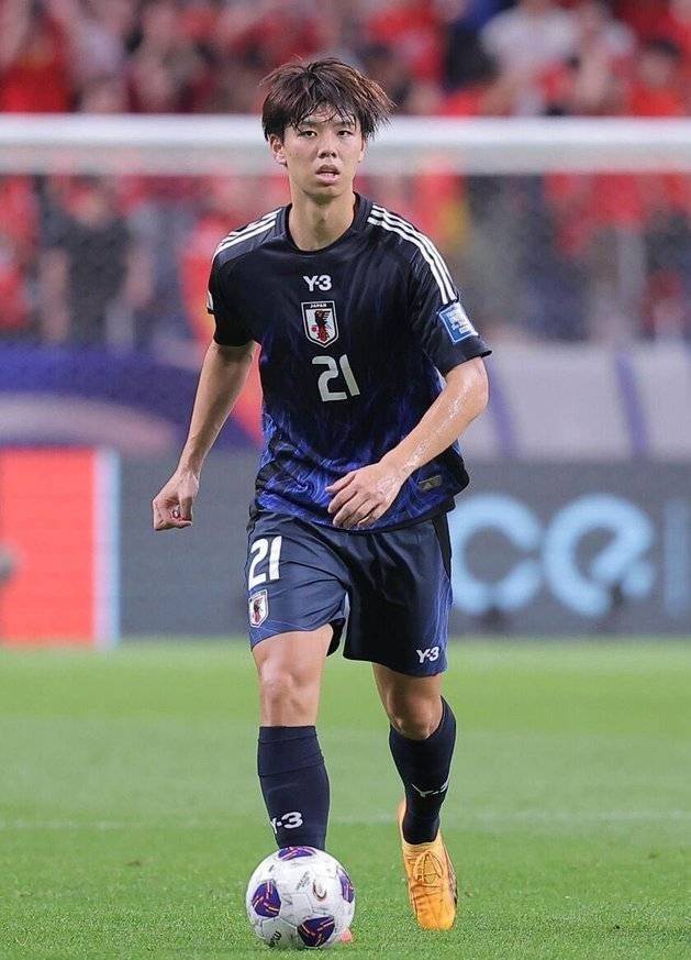 热刺500万淘到宝了！森保一：高井幸大能成为比范迪克更出色的后卫