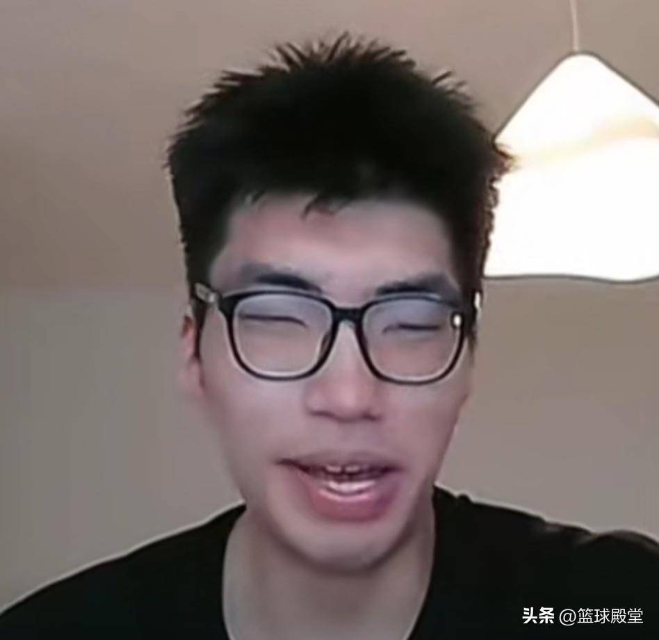 余嘉豪欧洲首秀后直播：西甲西乙差距不大，但强度拉满！